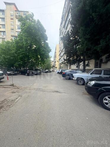 Satılır 3 otaqlı köhnə tikili 100 m², Nərimanov r., photo 12 from 20
