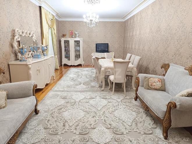 Продаётся 6-комн. дом/дача 313 м², Бинагадинский р., photo 3 from 22