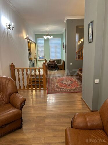 Сдаётся 3-комн. вторичка 140 м², м. Сахил, photo 5 from 16