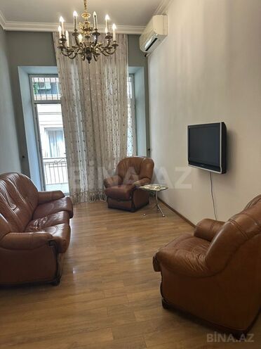 Сдаётся 3-комн. вторичка 140 м², м. Сахил, photo 7 from 16