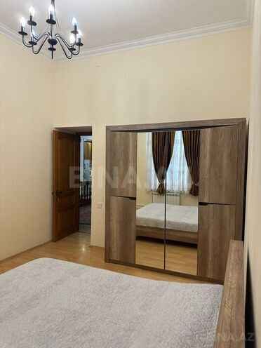 Сдаётся 3-комн. вторичка 140 м², м. Сахил, photo 11 from 16