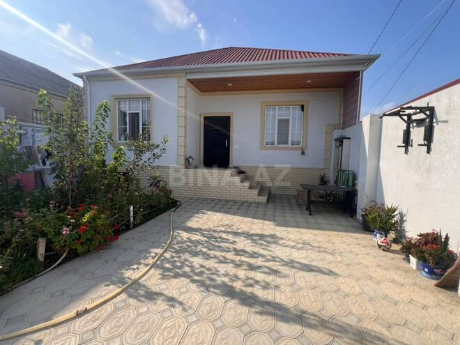 Satılır 4 otaqlı həyət evi/bağ evi 82 m², Saray q., photo 1 from 13