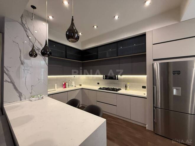 Сдаётся 3-комн. новостройка 120 м², м. Низами, photo 3 from 19