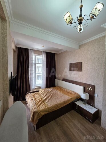 Сдаётся 3-комн. новостройка 90 м², Насиминский  р., photo 8 from 13
