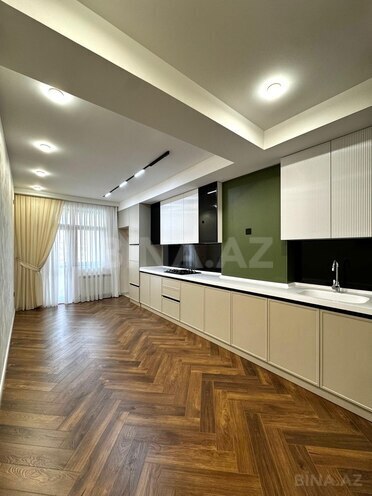 Продаётся 3-комн. новостройка 130 м², м. Ази Асланов, photo 1 from 15