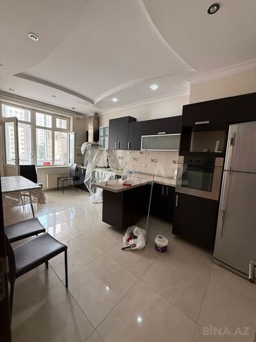İcarəyə verilir 3 otaqlı yeni tikili 150 m², 8 Noyabr m., photo 4 from 27