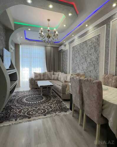 Продаётся 3-комн. вторичка 66 м², photo 1 from 12