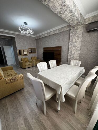 Сдаётся 2-комн. новостройка 75 м², пос. Бакиханова, photo 1 from 12