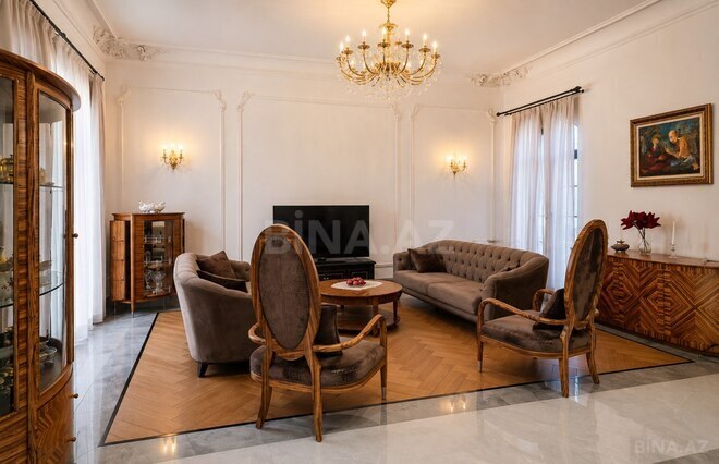 Satılır 8 otaqlı həyət evi/bağ evi 450 m², Badamdar q., photo 16 from 32