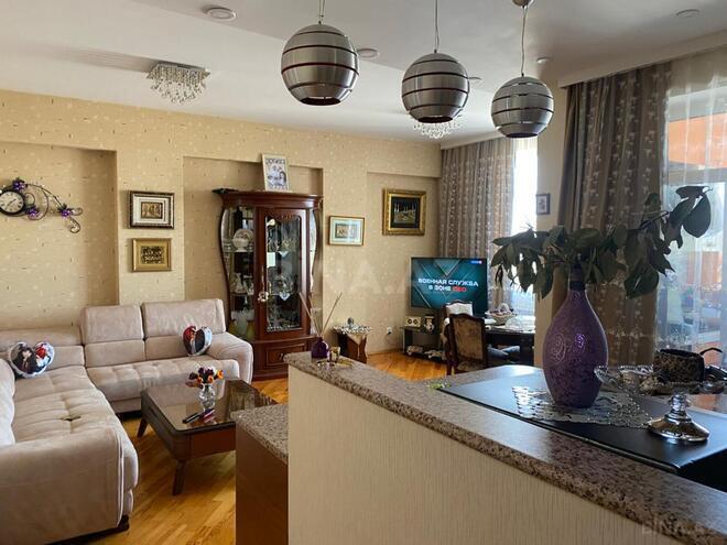 Satılır 2 otaqlı yeni tikili 70 m², İnşaatçılar m., photo 1 from 16