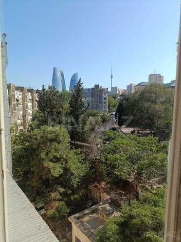 Сдаётся 3-комн. вторичка 90 м², м. Элмляр Академиясы, photo 8 from 28