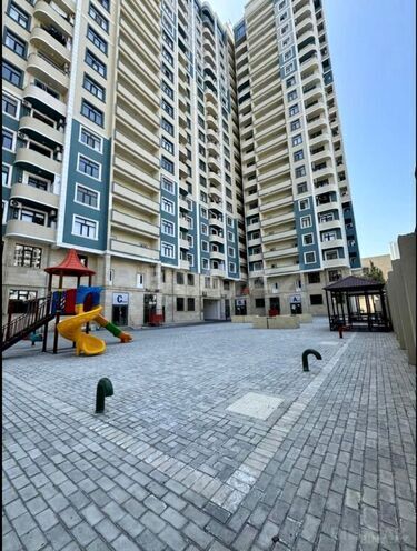 Продаётся 2-комн. новостройка 70 м², м. Гянджлик, photo 1 from 15