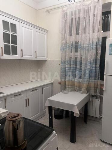 İcarəyə verilir 2 otaqlı köhnə tikili 85 m², Nizami m., photo 1 from 16