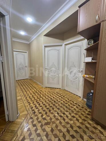 Satılır 4 otaqlı köhnə tikili 110 m², 6-cı mikrorayon q., photo 6 from 8