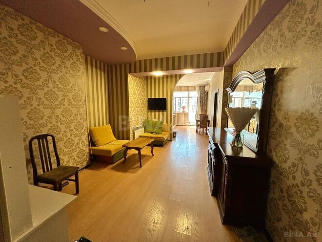 İcarəyə verilir 2 otaqlı yeni tikili 70 m², 8 Noyabr m., photo 3 from 9