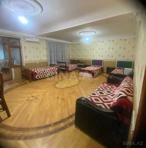Сдаётся 3-комн. вторичка 100 м², пос. 8-й мкр, photo 9 from 17