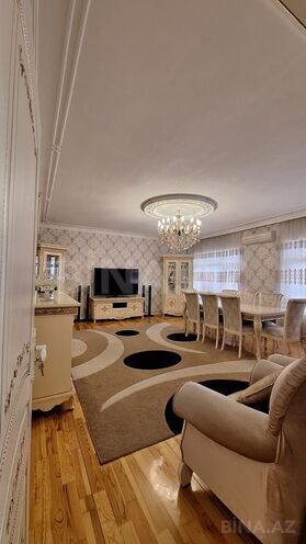 Satılır 5 otaqlı köhnə tikili 120 m², Bakıxanov q., photo 4 from 17