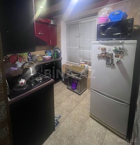 Продаётся 3-комн. вторичка 72 м², м. Иншаатчылар, photo 8 from 12