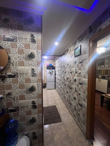 Продаётся 3-комн. вторичка 72 м², м. Иншаатчылар, photo 7 from 12