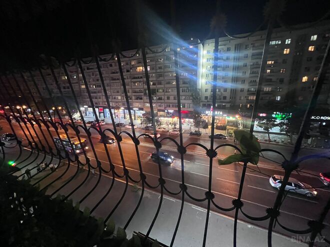 Продаётся 3-комн. вторичка 72 м², м. Иншаатчылар, photo 11 from 12