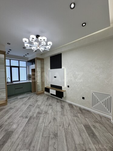 Продаётся 2-комн. новостройка 48 м², м. Кара Караев, photo 1 from 9