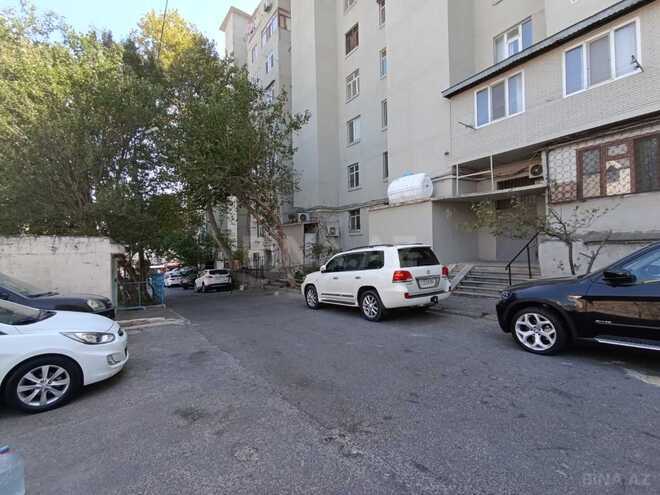 Satılır 2 otaqlı köhnə tikili 55 m², İnşaatçılar m., photo 16 from 17