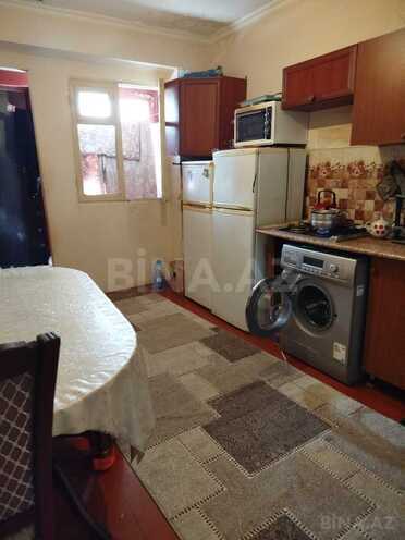 Продаётся 2-комн. вторичка 65 м², м. Ази Асланов, photo 4 from 14