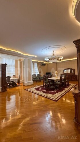 İcarəyə verilir 4 otaqlı yeni tikili 210 m², 28 May m., photo 3 from 32