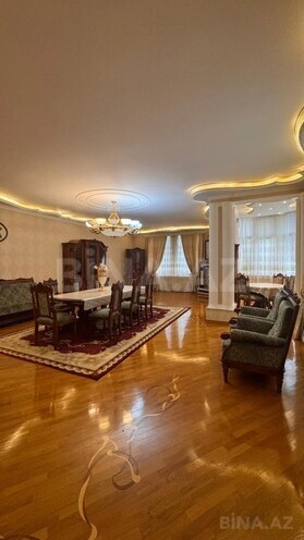İcarəyə verilir 4 otaqlı yeni tikili 210 m², 28 May m., photo 4 from 32