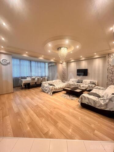 Продаётся 3-комн. новостройка 115 м², м. Иншаатчылар, photo 1 from 20