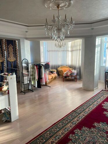 Satılır 4 otaqlı köhnə tikili 180 m², Elmlər Akademiyası m., photo 17 from 29