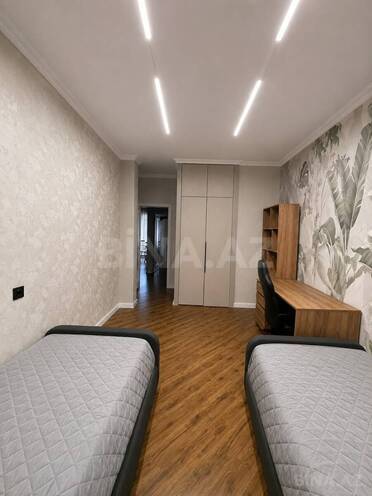 Продаётся 3-комн. вторичка 90 м², м. 20 января, photo 6 from 12