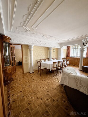 Satılır 4 otaqlı köhnə tikili 190 m², Nəsimi r., photo 3 from 16