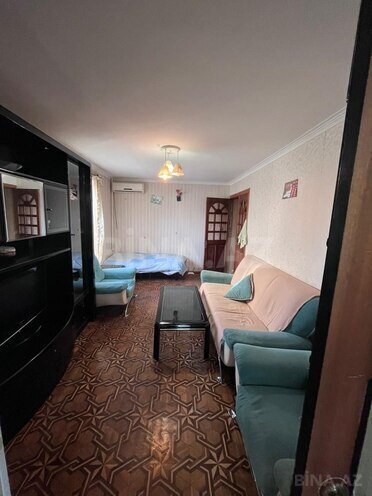 Satılır 2 otaqlı köhnə tikili 60 m², Gənclik m., photo 1 from 12