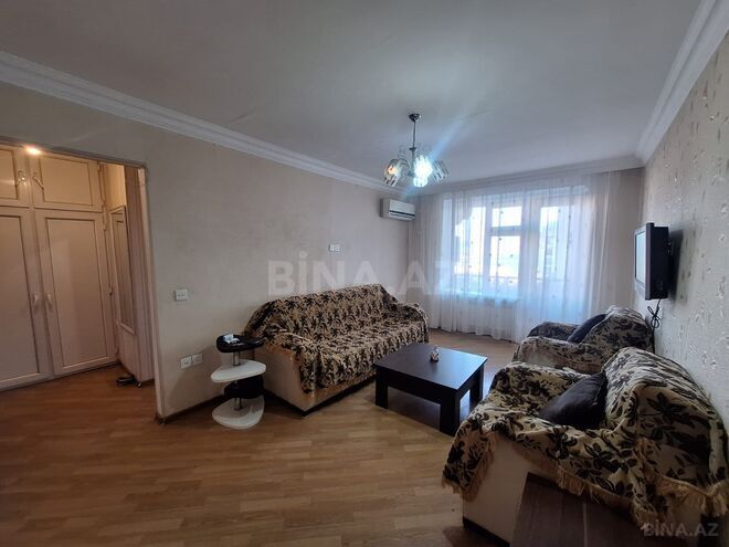 Сдаётся 2-комн. вторичка 70 м², Ясамальский р., photo 1 from 13