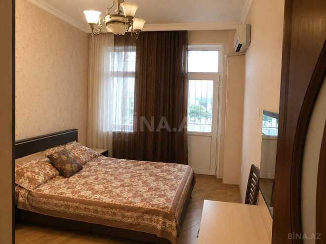 Сдаётся 2-комн. новостройка 79 м², м. 8 ноября, photo 5 from 11