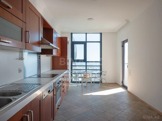 İcarəyə verilir 5 otaqlı ofis 170 m², 28 May m., photo 24 from 29