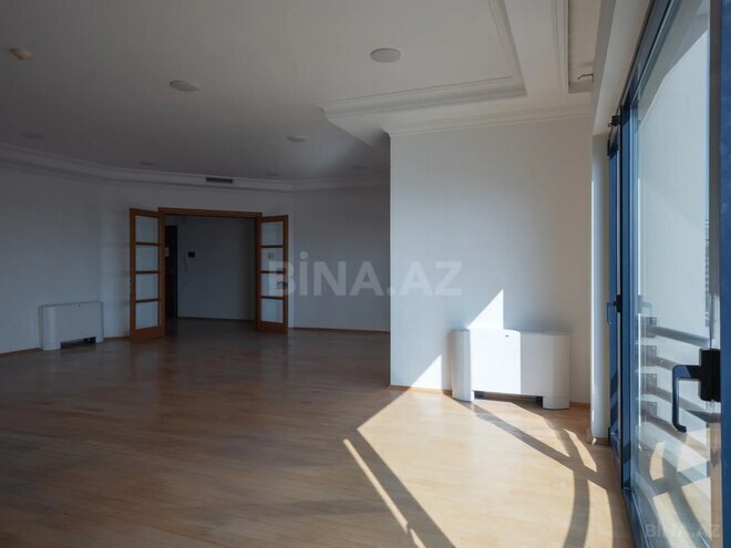 İcarəyə verilir 5 otaqlı ofis 170 m², 28 May m., photo 16 from 29