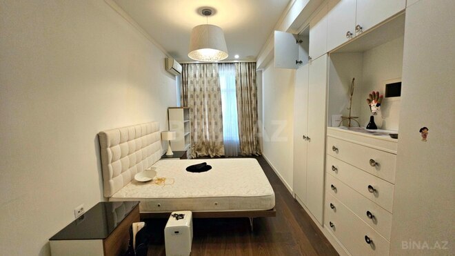 Satılır 4 otaqlı yeni tikili 181 m², 28 May m., photo 15 from 28