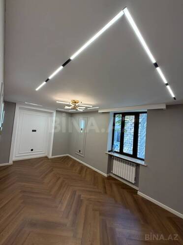 Продаётся 3-комн. вторичка 65 м², м. Элмляр Академиясы, photo 8 from 17