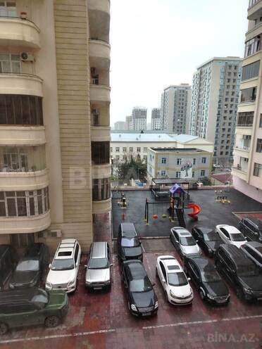 İcarəyə verilir 3 otaqlı yeni tikili 140 m², 28 May m., photo 15 from 18