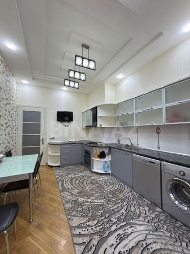 Продаётся 3-комн. вторичка 167 м², Насиминский  р., photo 10 from 20