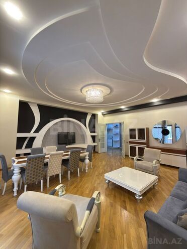 Продаётся 3-комн. вторичка 167 м², Насиминский  р., photo 1 from 20