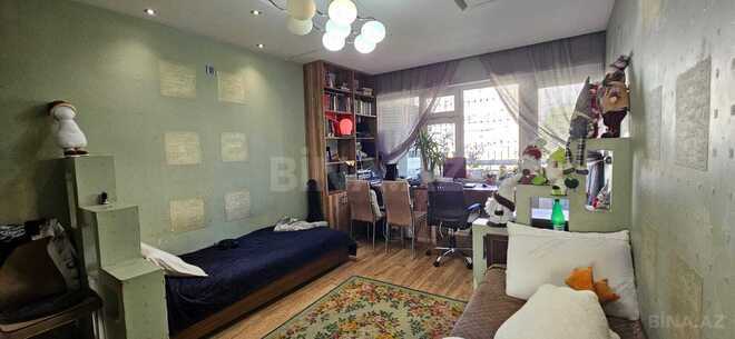 Продаётся 2-комн. вторичка 60 м², м. Иншаатчылар, photo 18 from 28