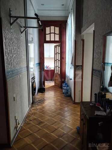 Satılır 5 otaqlı köhnə tikili 200 m², Nizami m., photo 5 from 30