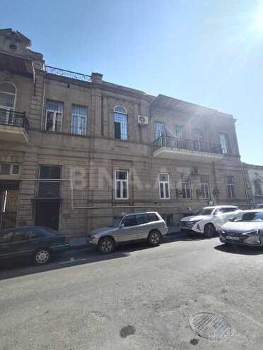 Satılır 5 otaqlı köhnə tikili 200 m², Nizami m., photo 26 from 30