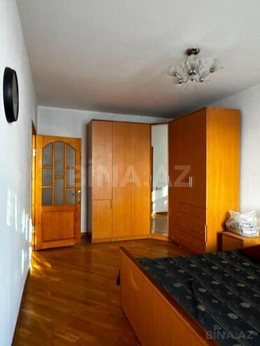 Сдаётся 3-комн. вторичка 110 м², м. Иншаатчылар, photo 8 from 17