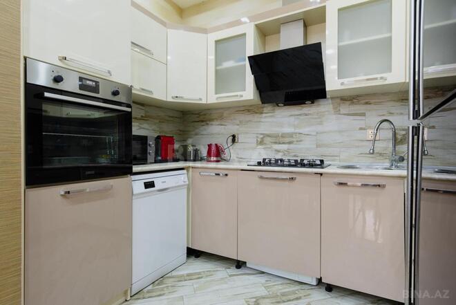İcarəyə verilir 3 otaqlı yeni tikili 90 m², Şah İsmayıl Xətai m., photo 6 from 12