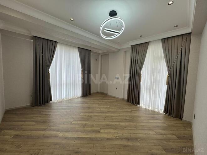 Продаётся 2-комн. новостройка 70 м², пос. Бакиханова, photo 1 from 13