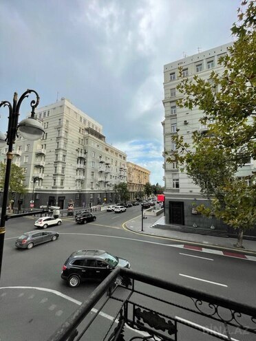 İcarəyə verilir 2 otaqlı köhnə tikili 90 m², Sahil m., photo 15 from 16